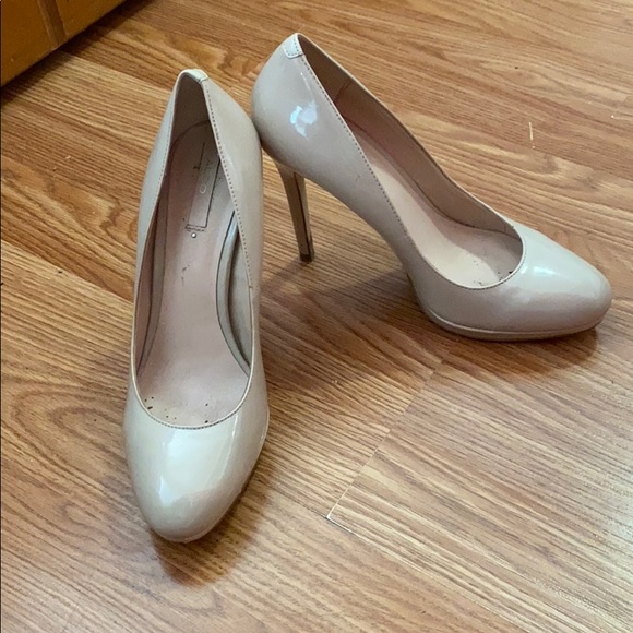 Aldo Nude Heels - Picture 3 of 3
